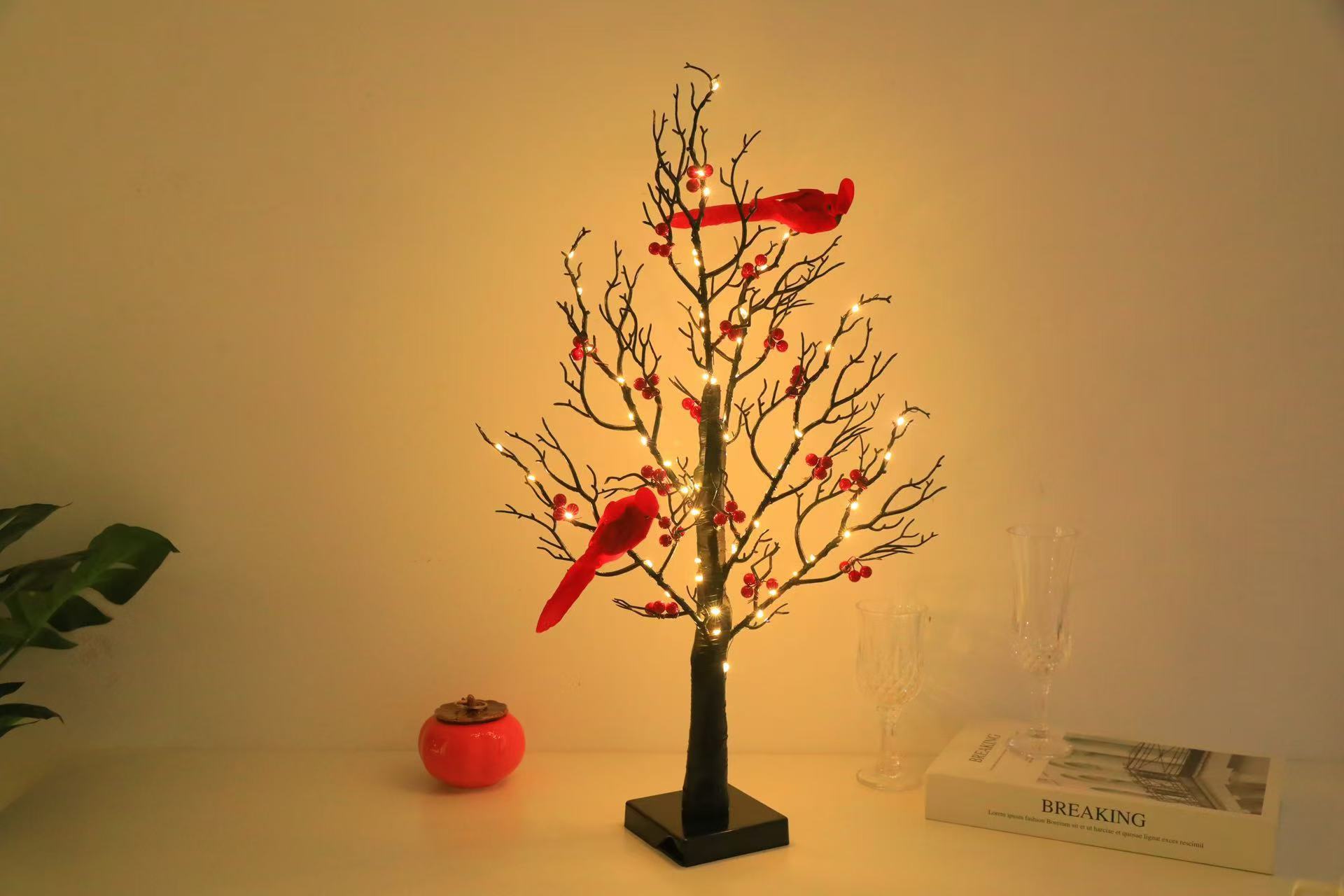 Gizmend Lighted Mini Birch Tree Light – LED Cardinals Christmas Tree Decoration